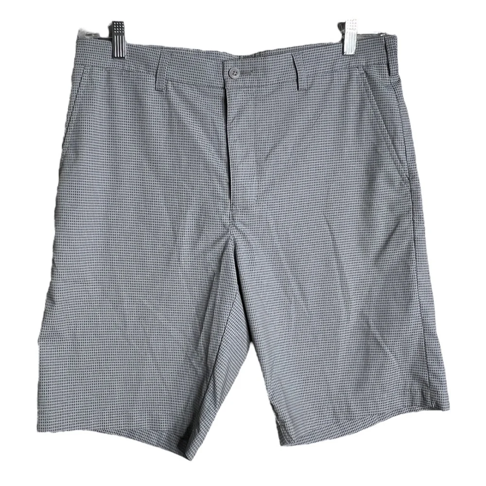 PGA Tour Shorts Mens 34 Gray White Check Plaid‎ Preppy Casual Golf Sportswear